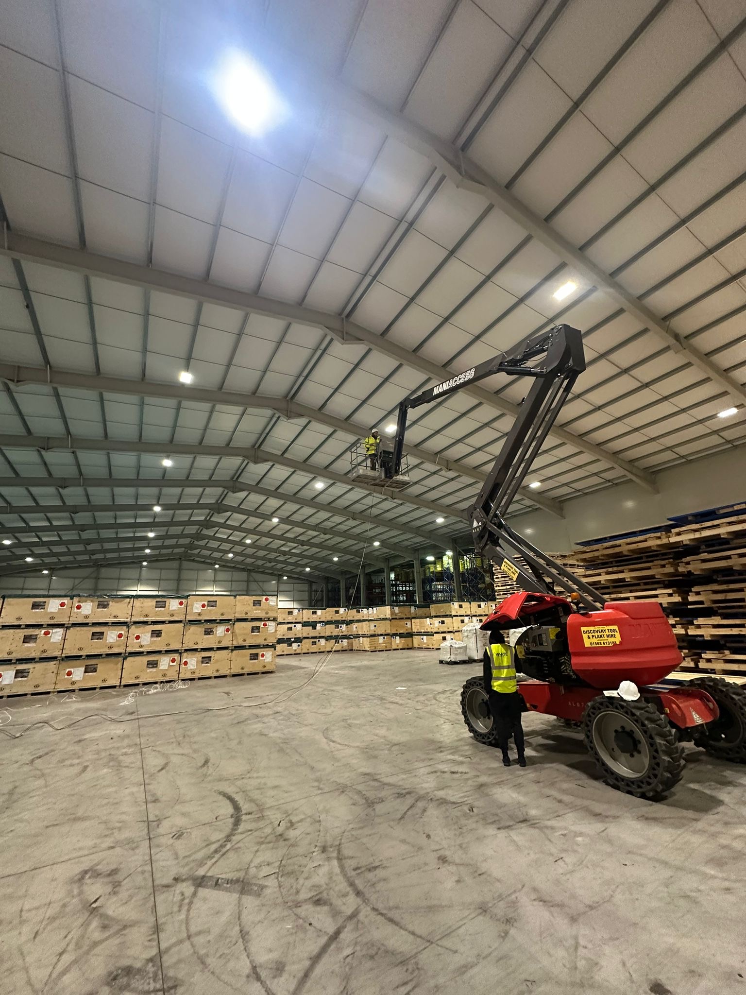 C5BA6CD7-FC2D-48A8-BA17-0753BA3C76B1 warehouse